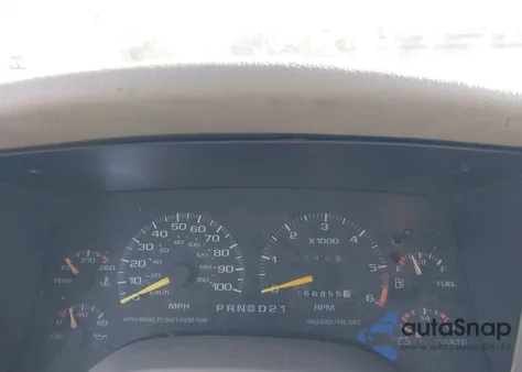 1996 Chevrolet Blazer from USA, damaged, VIN 1GNDT13W2T2203227